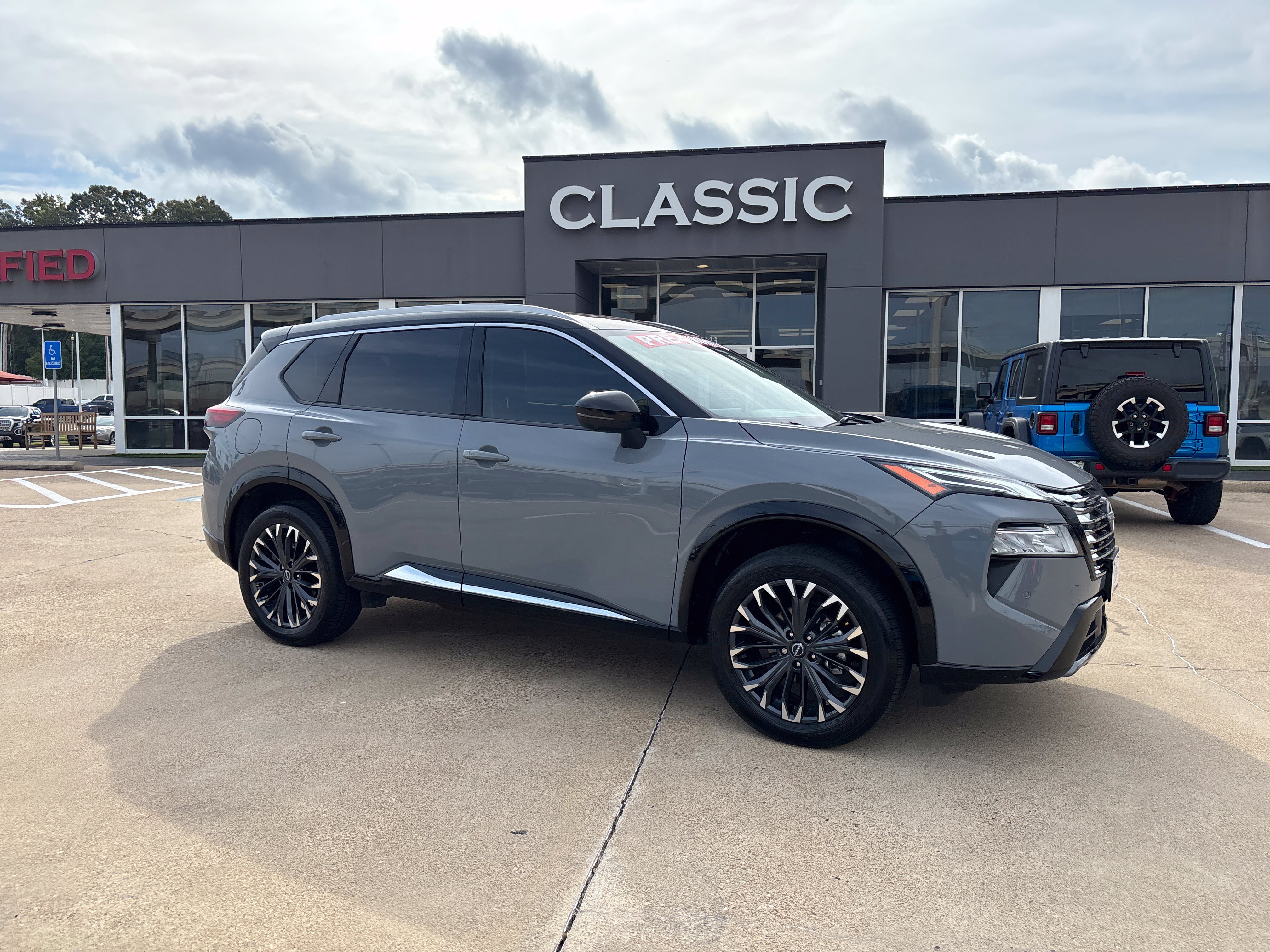 Used 2026 Nissan Rogue Platinum SUV