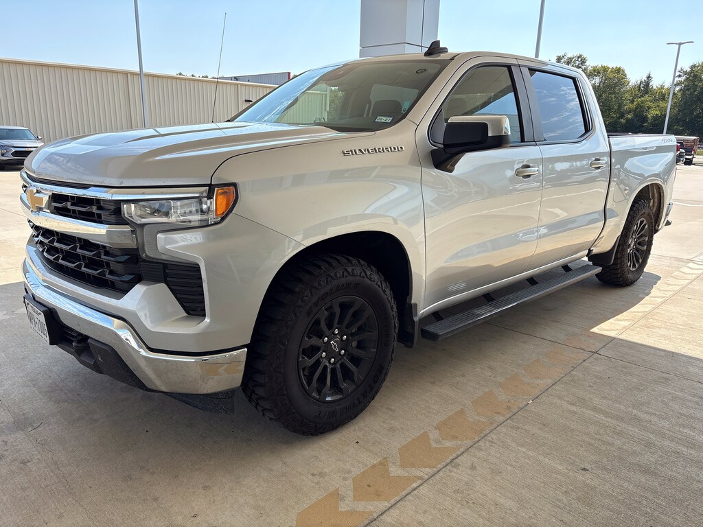 Used 2022 Chevrolet Silverado 1500 LT Truck