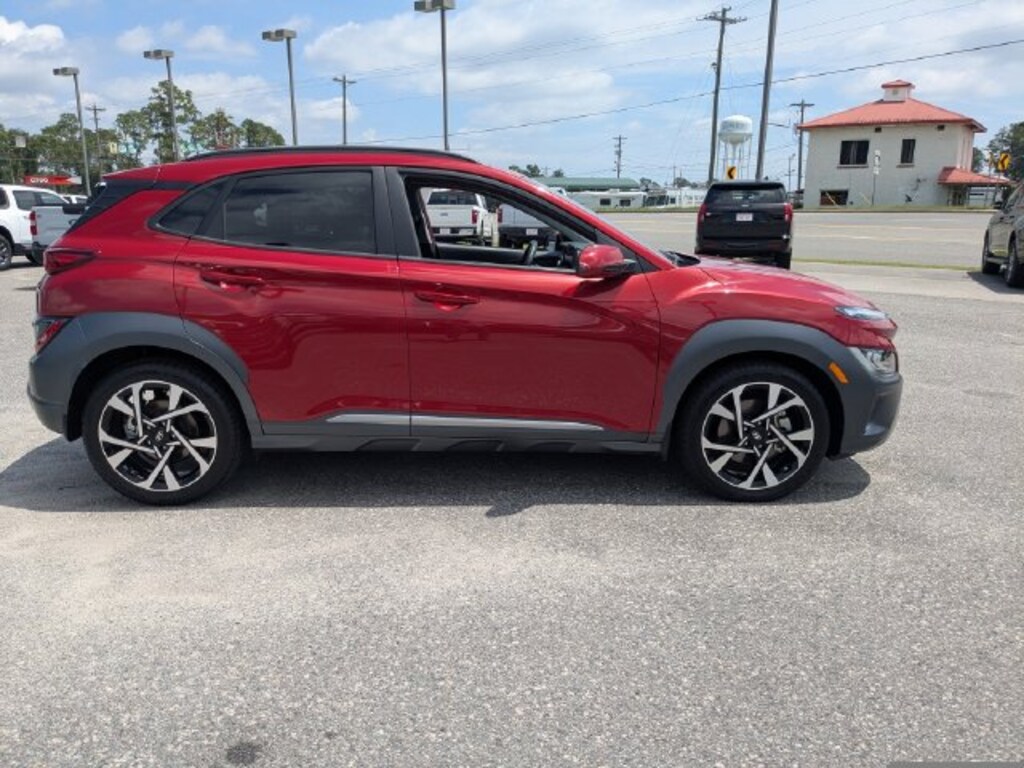Used 2022 Hyundai Kona Limited SUV