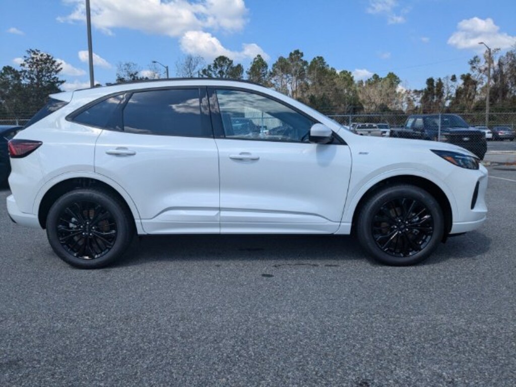 Used 2024 Ford Escape ST-Line Elite SUV