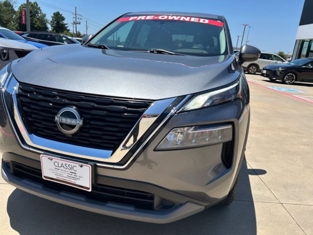 Used 2023 Nissan Rogue SV SUV