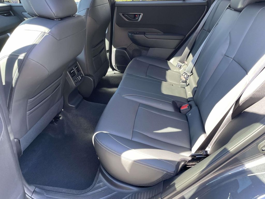 2026 Subaru Outback Limited - Photo 11