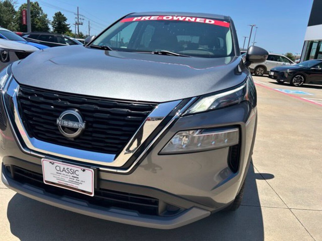 Used 2023 Nissan Rogue SV SUV