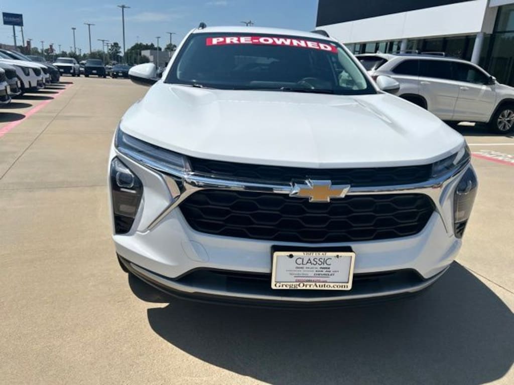 Used 2024 Chevrolet Trax LT SUV