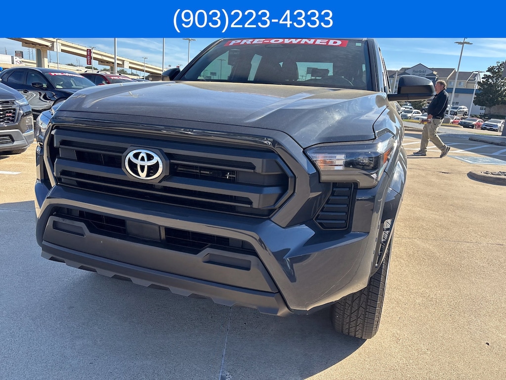 Used 2025 Toyota Tacoma SR Truck