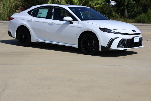 2026 Toyota Camry SE SE
