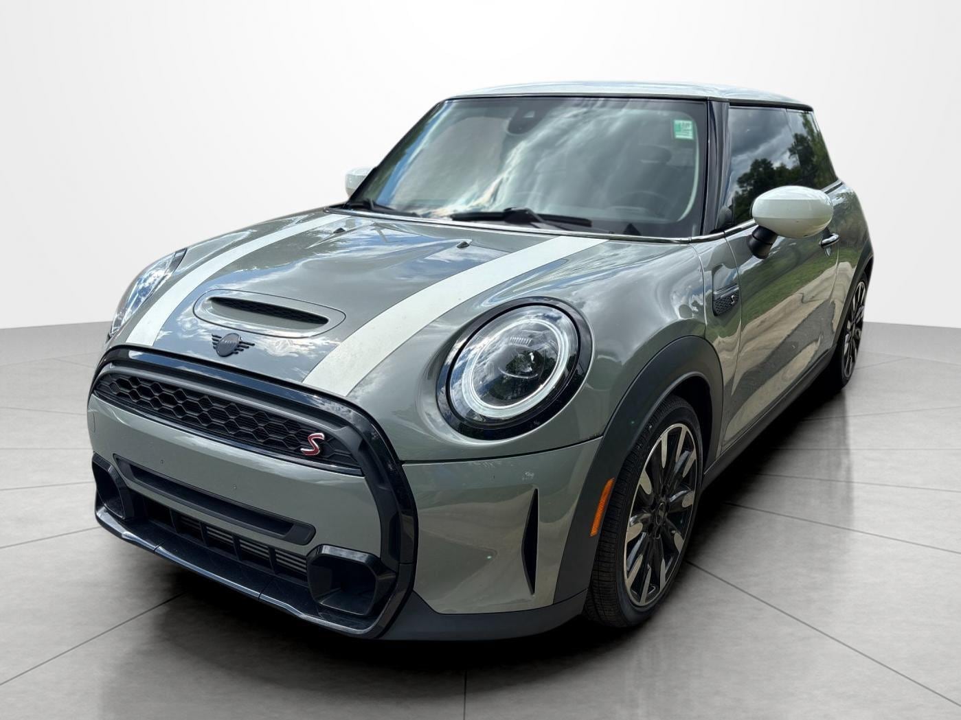 2023 MINI 3 Door