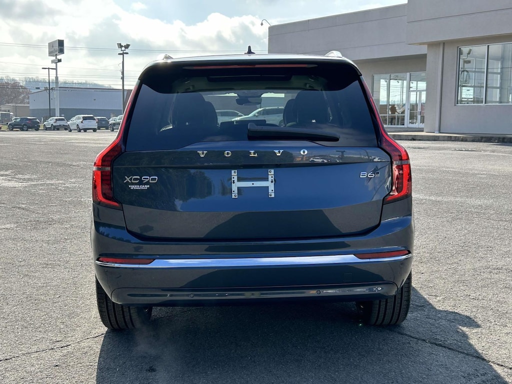 New 2026 Volvo XC90 B6 Ultra 7-Seater SUV