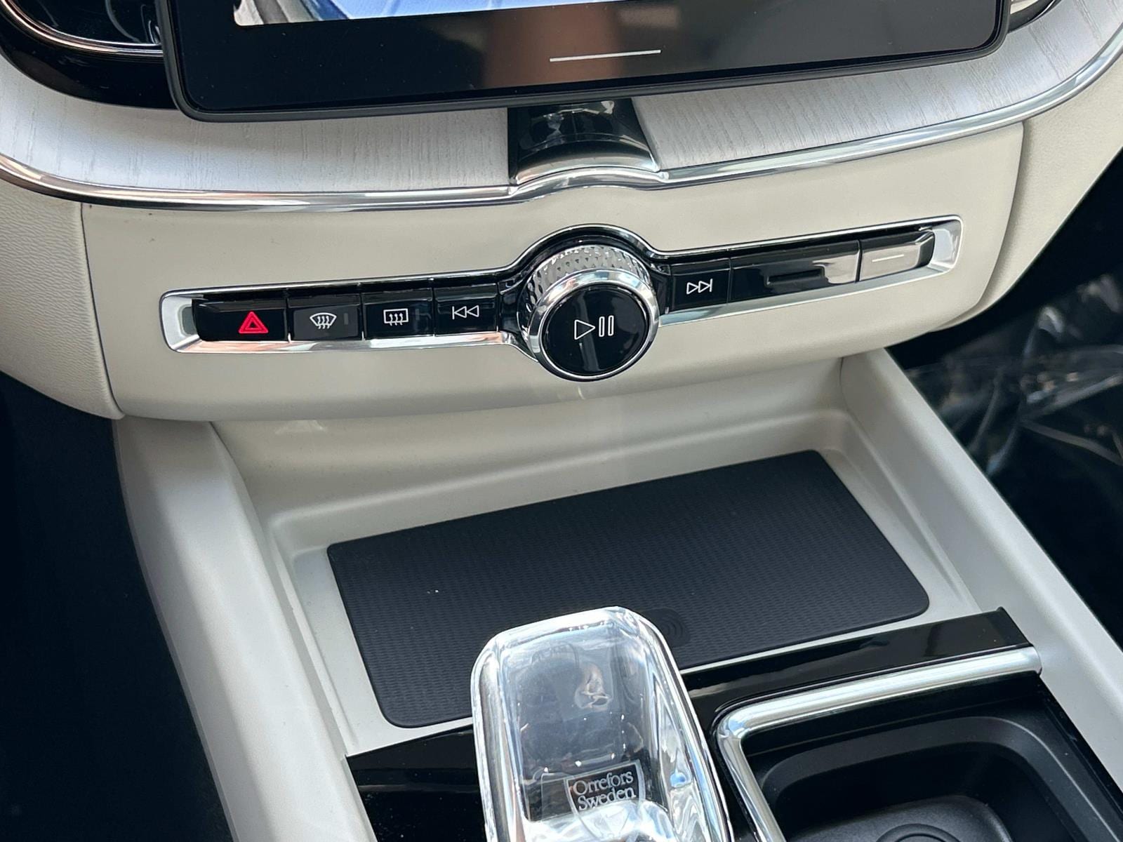 2026 Volvo XC60 Ultra - Photo 18
