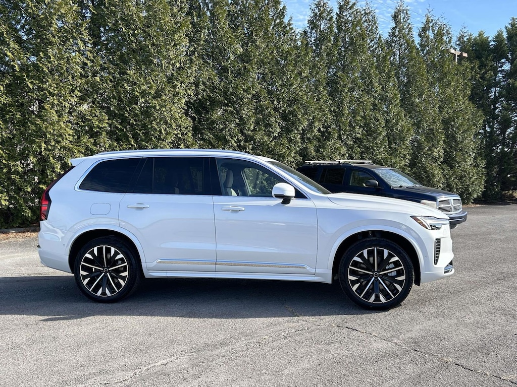 New 2026 Volvo XC90 plug-in hybrid T8 Plus 7-Seater SUV