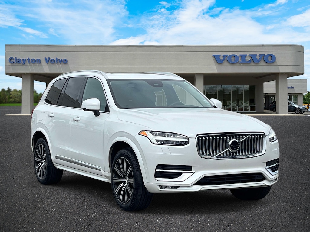 Certified 2023 Volvo XC90 B5 AWD Plus 7P Sport Utility