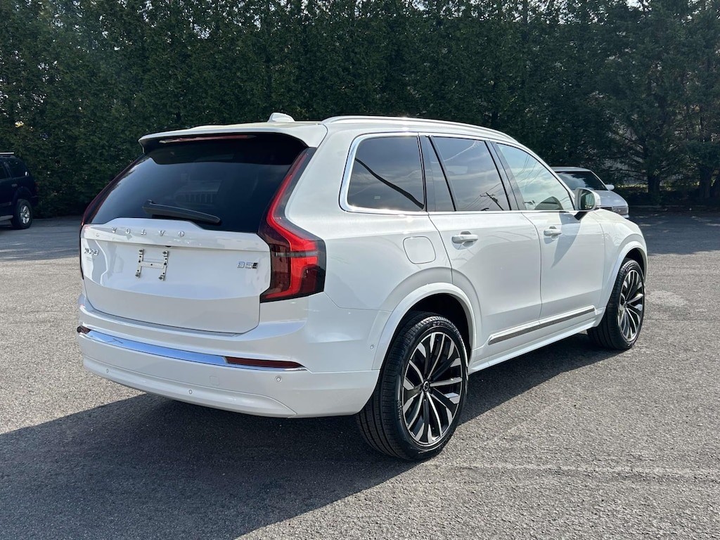 New 2026 Volvo XC90 B5 Ultra 7-Seater SUV