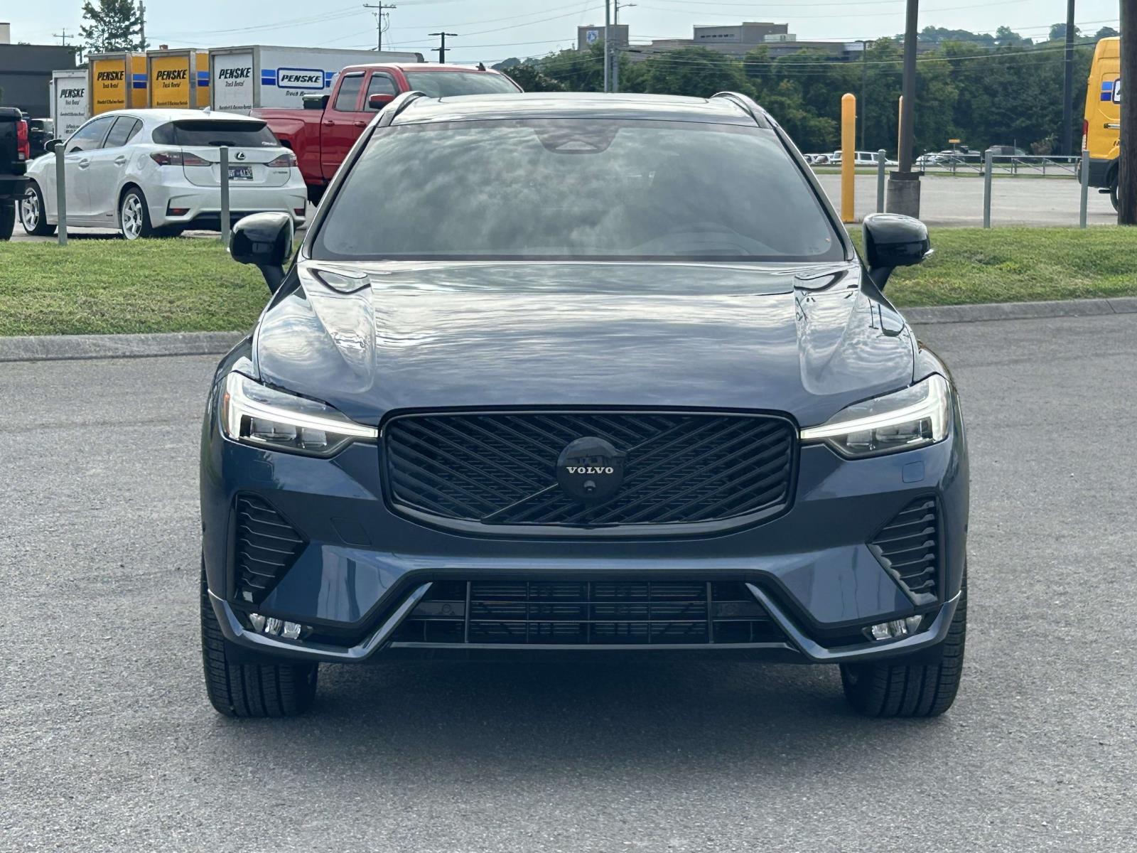 New 2026 Volvo XC60 B5 Ultra Black Edition SUV