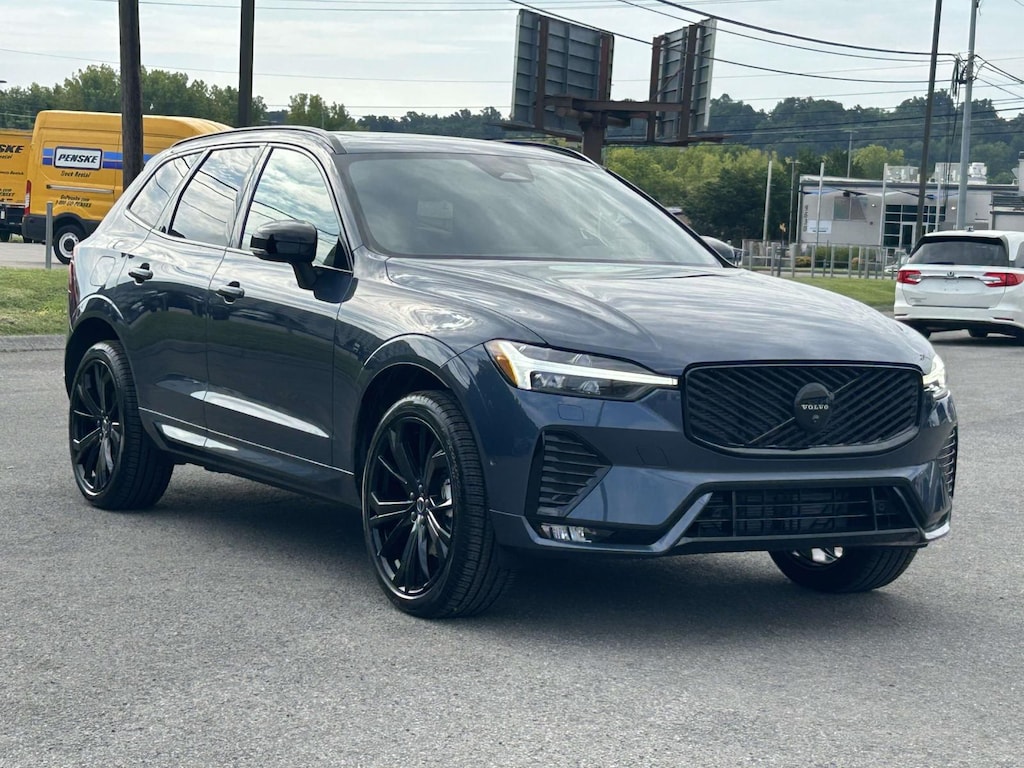 New 2026 Volvo XC60 B5 Ultra Black Edition SUV