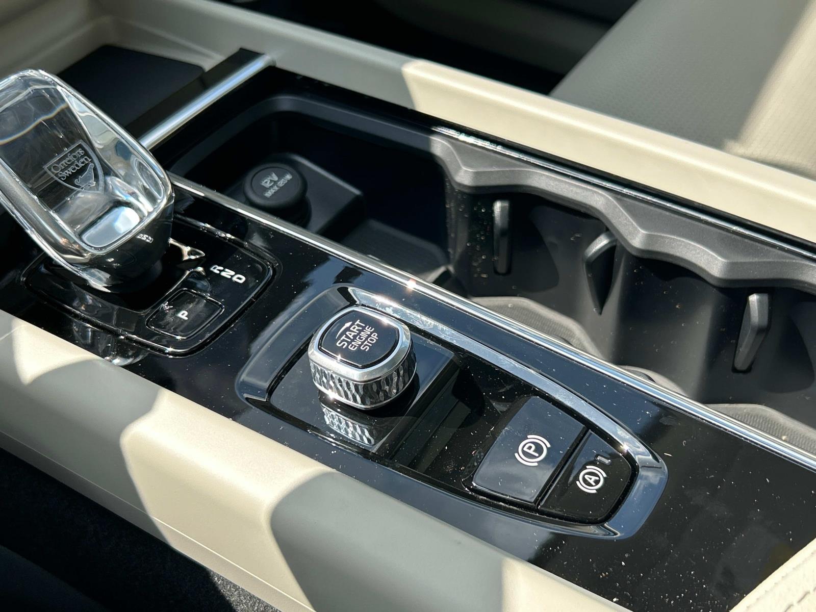 2026 Volvo XC60 Ultra - Photo 20