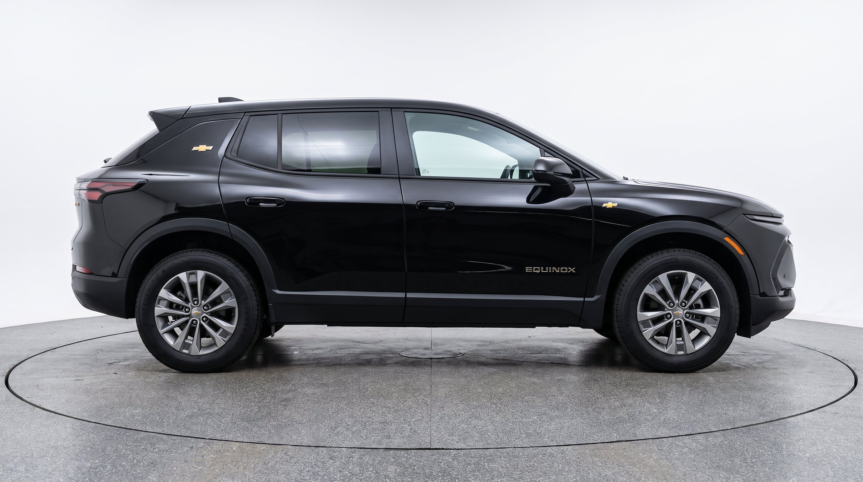 Thumbnail: 2025 Chevrolet Equinox - 10