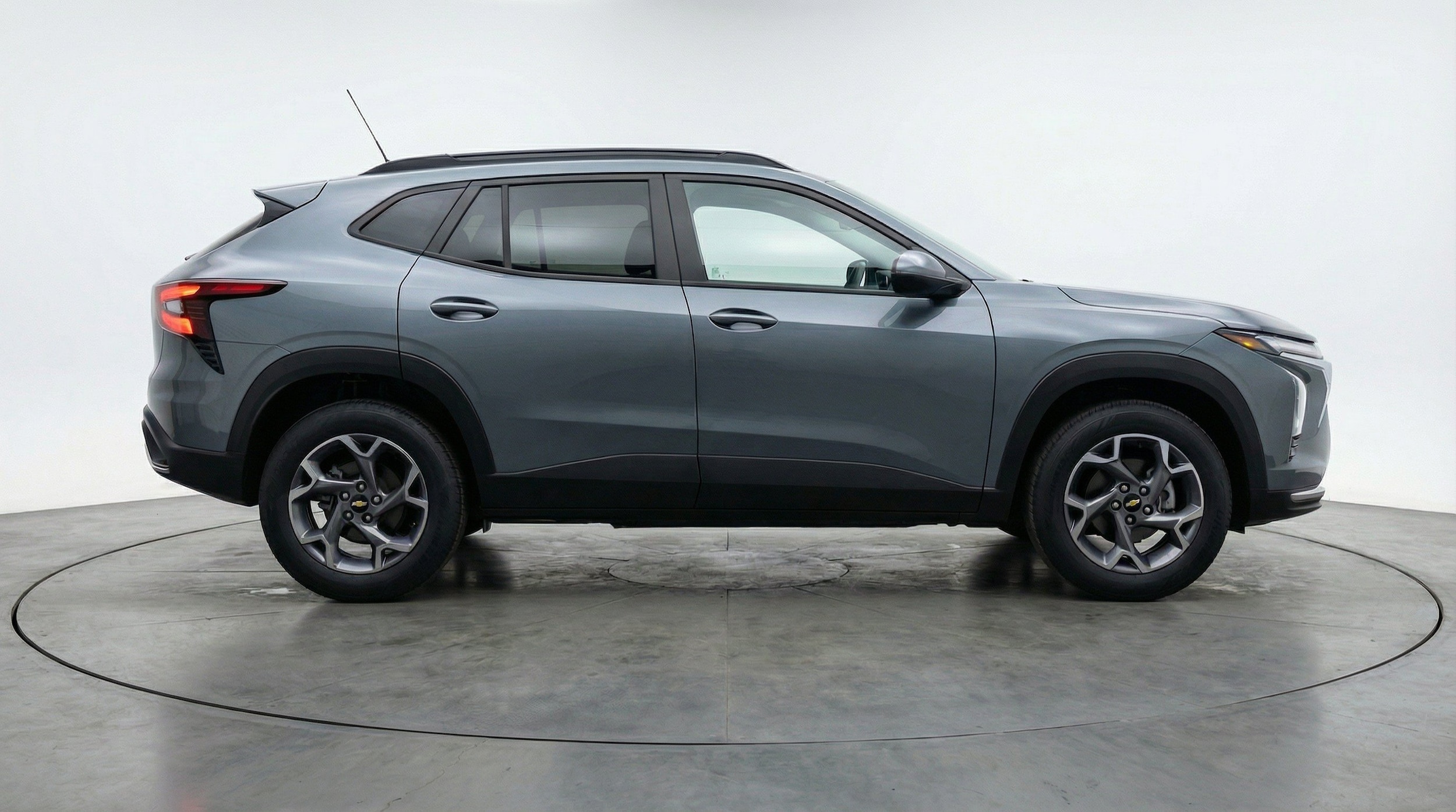 Thumbnail: 2025 Chevrolet Trax - 10