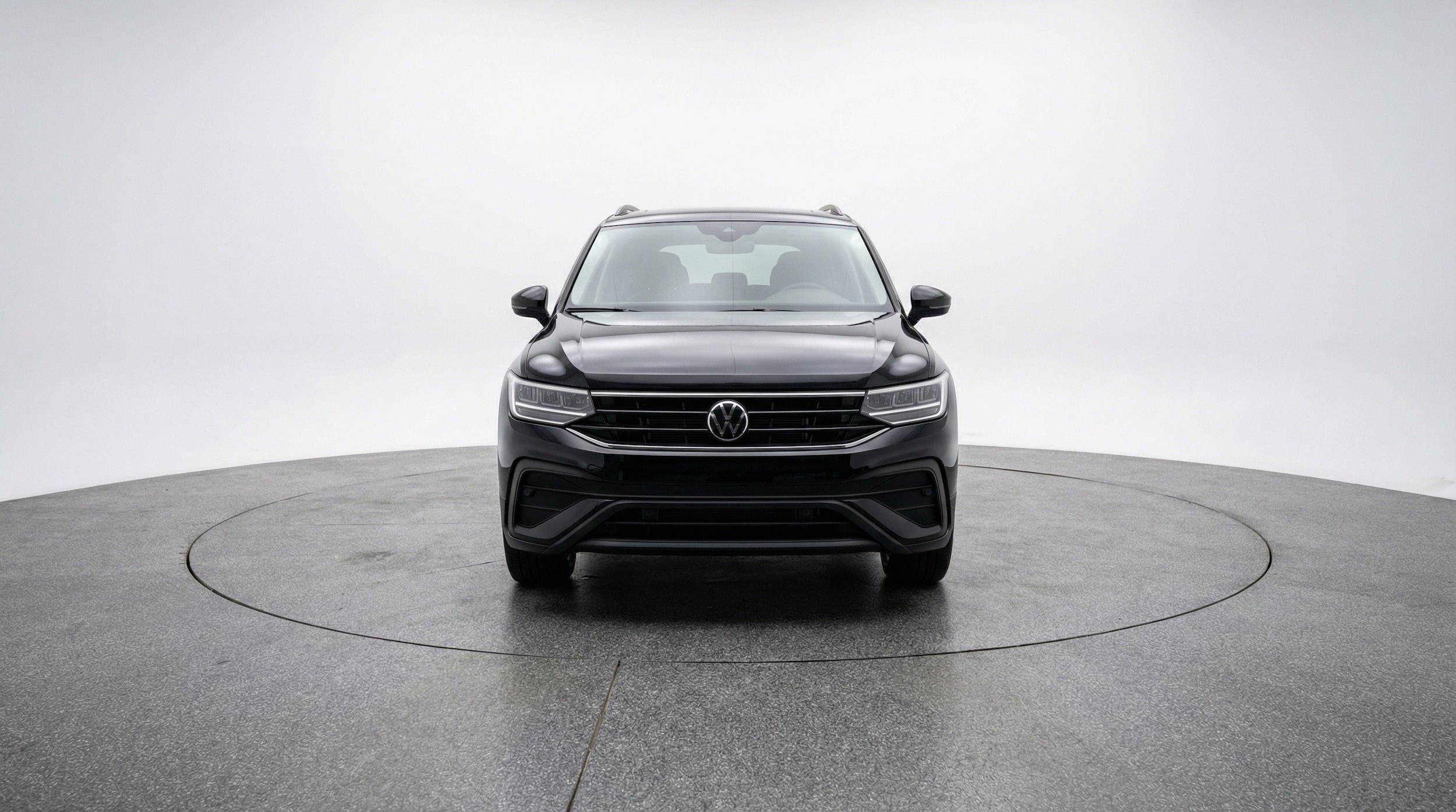 Thumbnail: 2026 Volkswagen Tiguan - 2