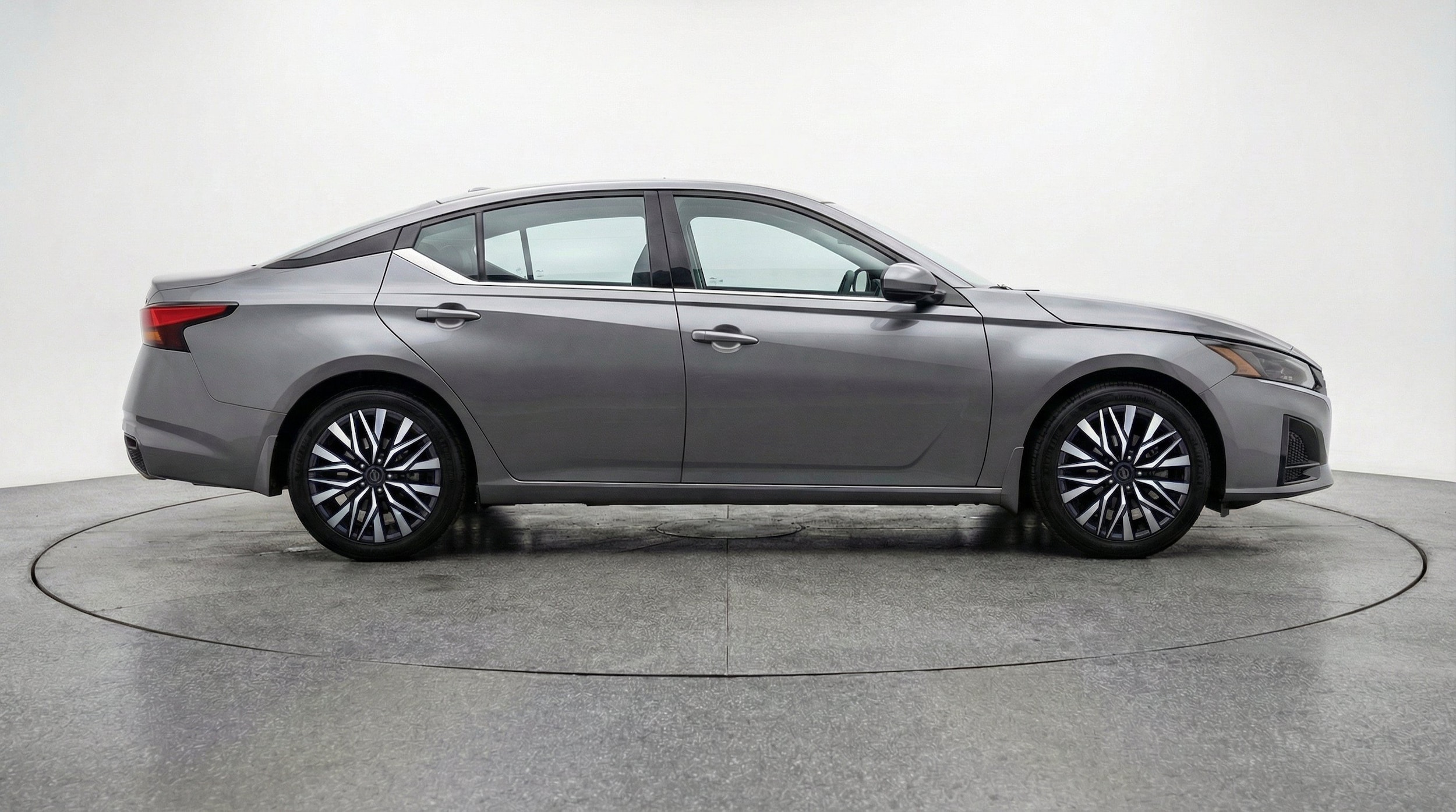 Thumbnail: 2025 Nissan Altima - 10