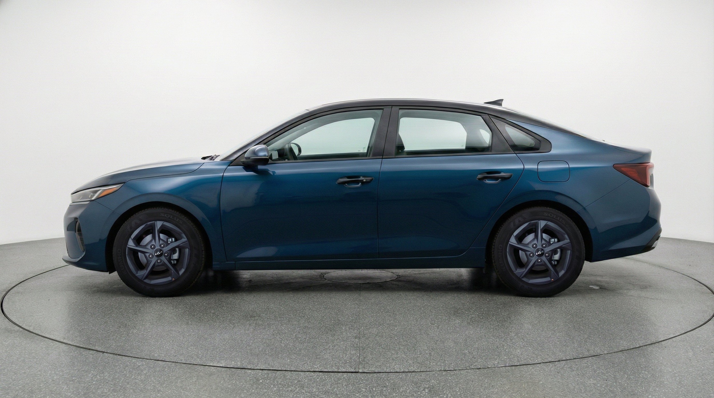 Thumbnail: 2026 Kia K4 - 5