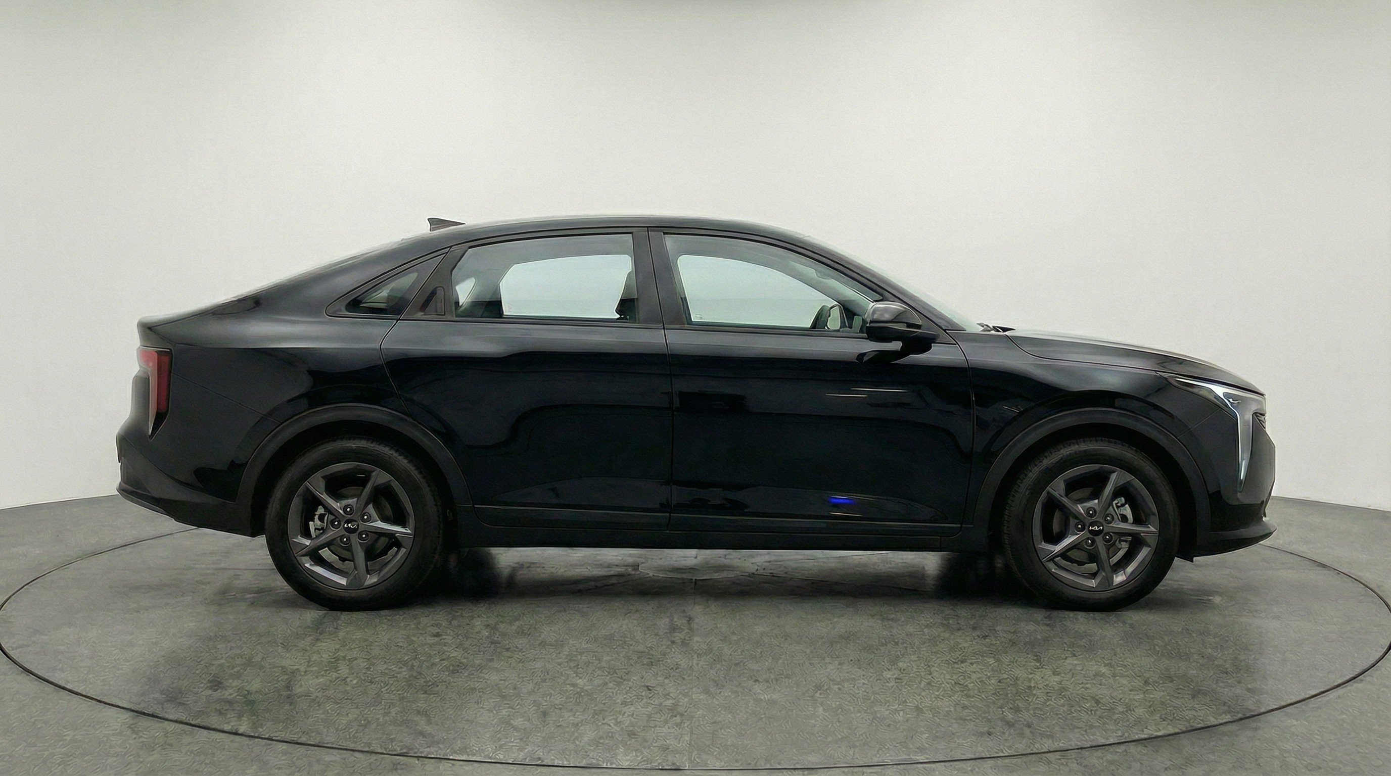 Thumbnail: 2025 Kia K4 - 10