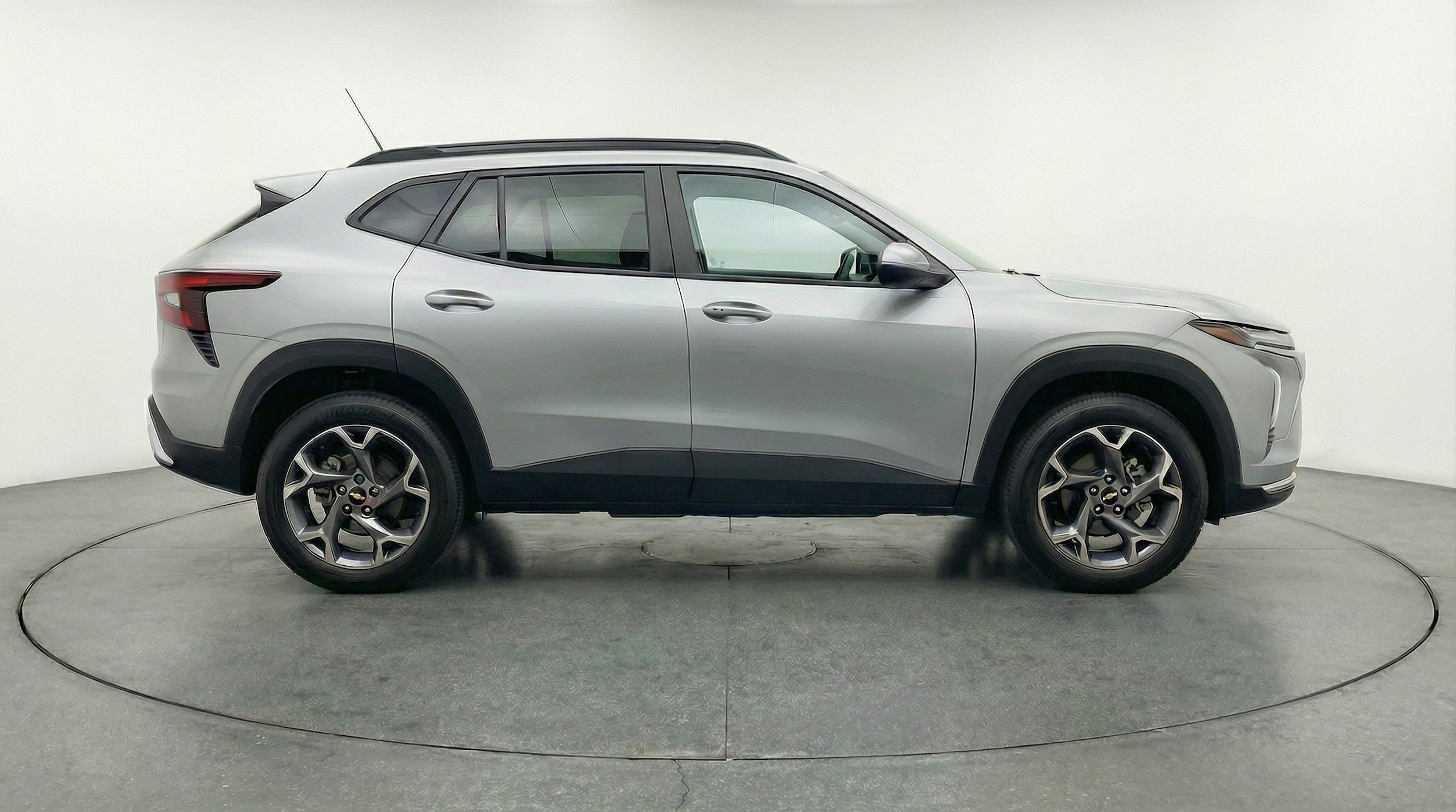 Thumbnail: 2025 Chevrolet Trax - 10