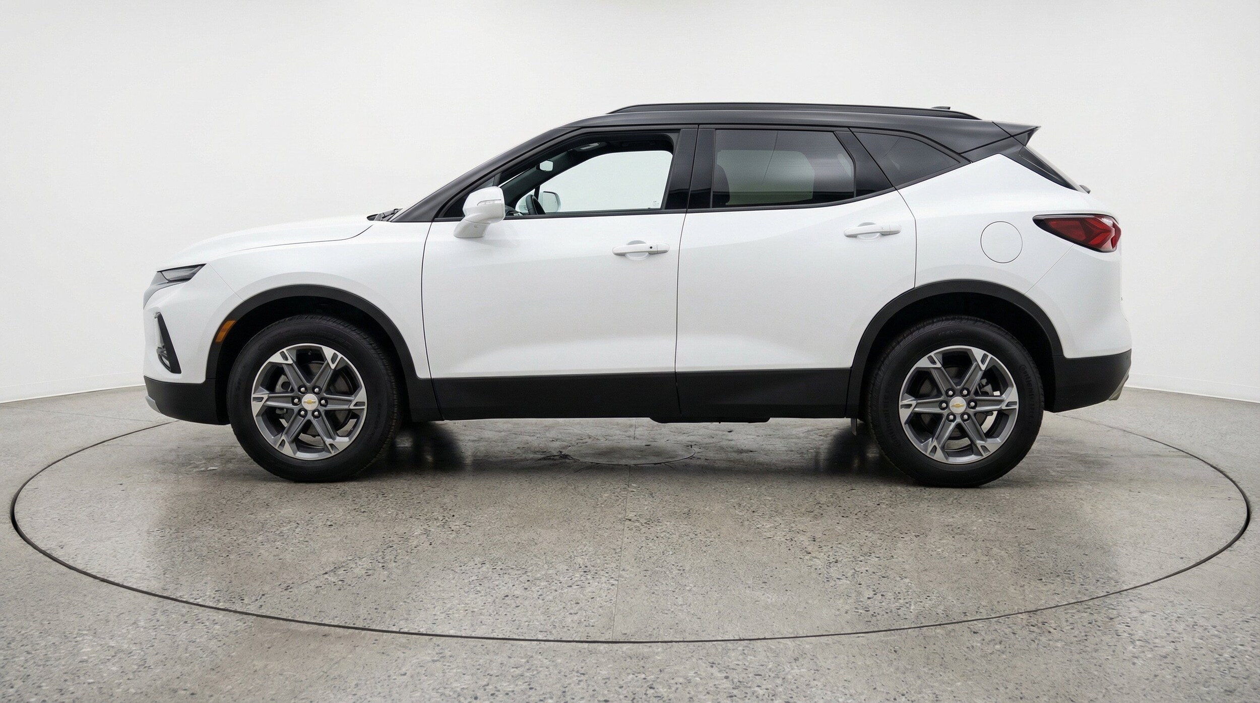 Thumbnail: 2025 Chevrolet Blazer - 5