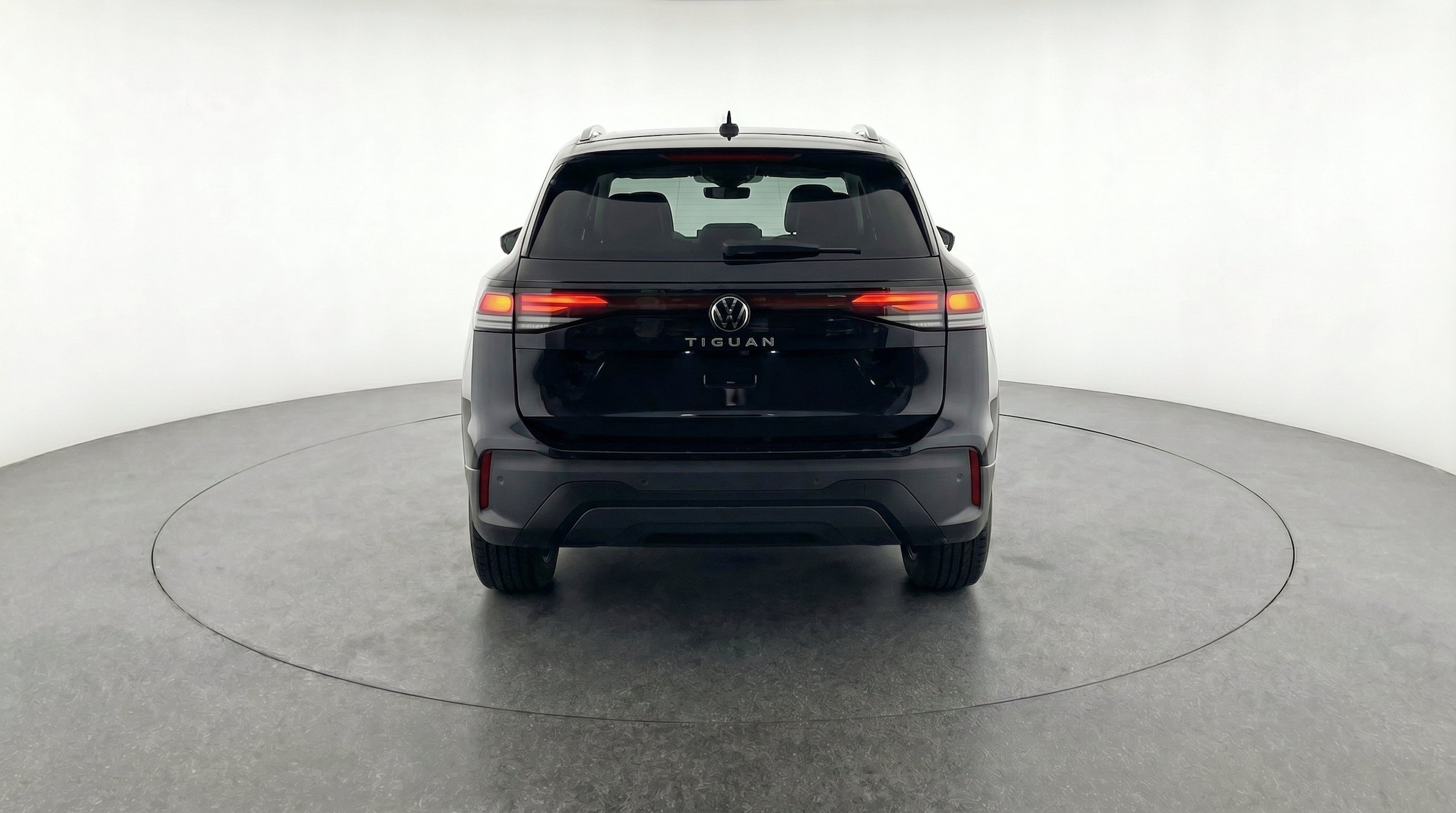 Thumbnail: 2026 Volkswagen Tiguan - 7