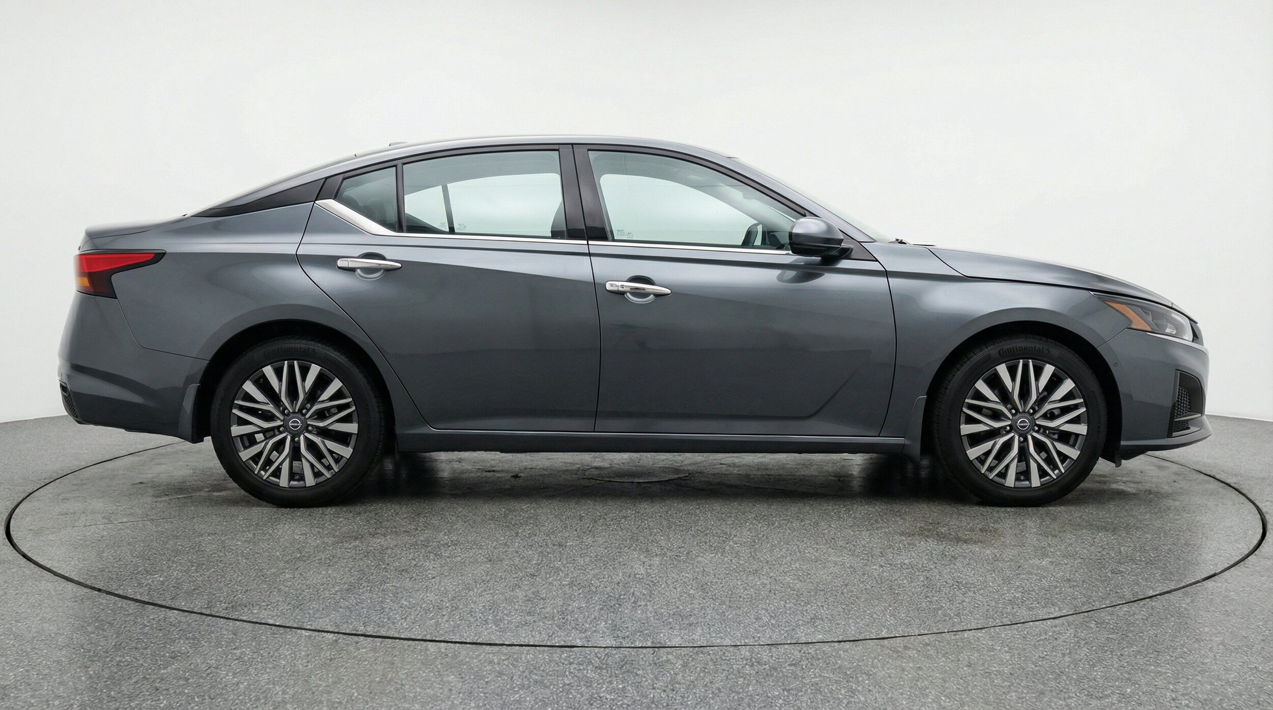 Thumbnail: 2025 Nissan Altima - 11