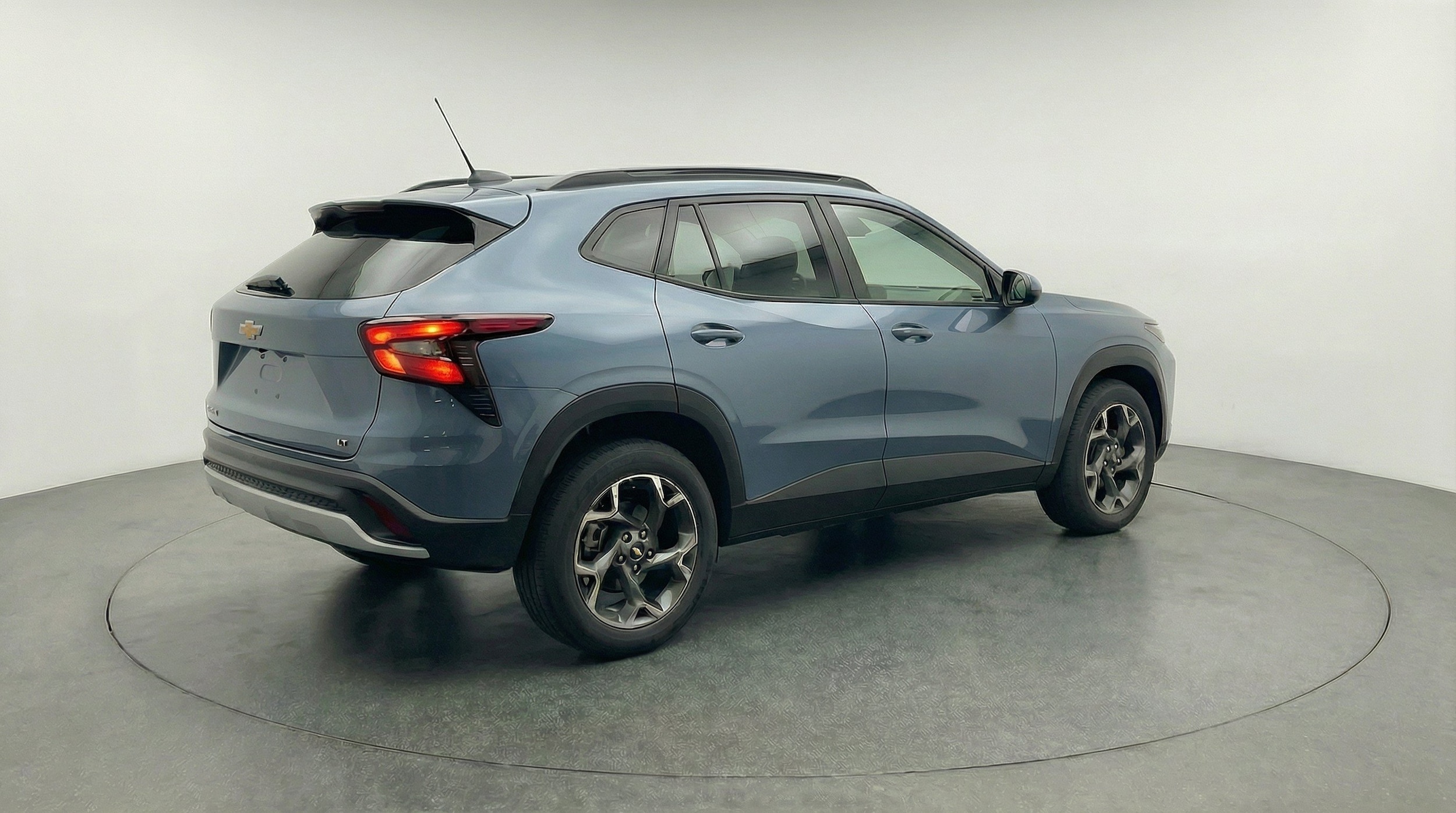 Thumbnail: 2025 Chevrolet Trax - 9