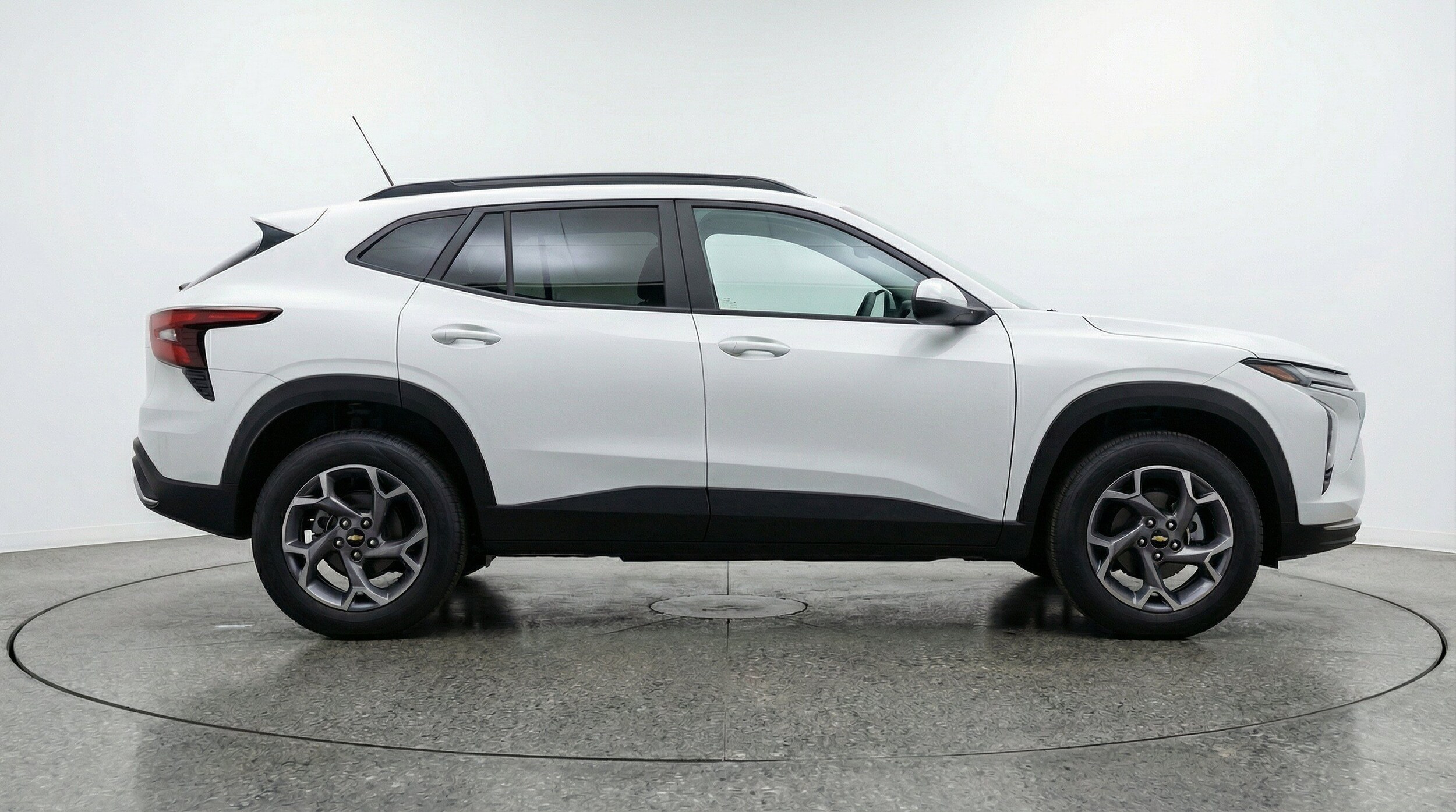 Thumbnail: 2025 Chevrolet Trax - 10