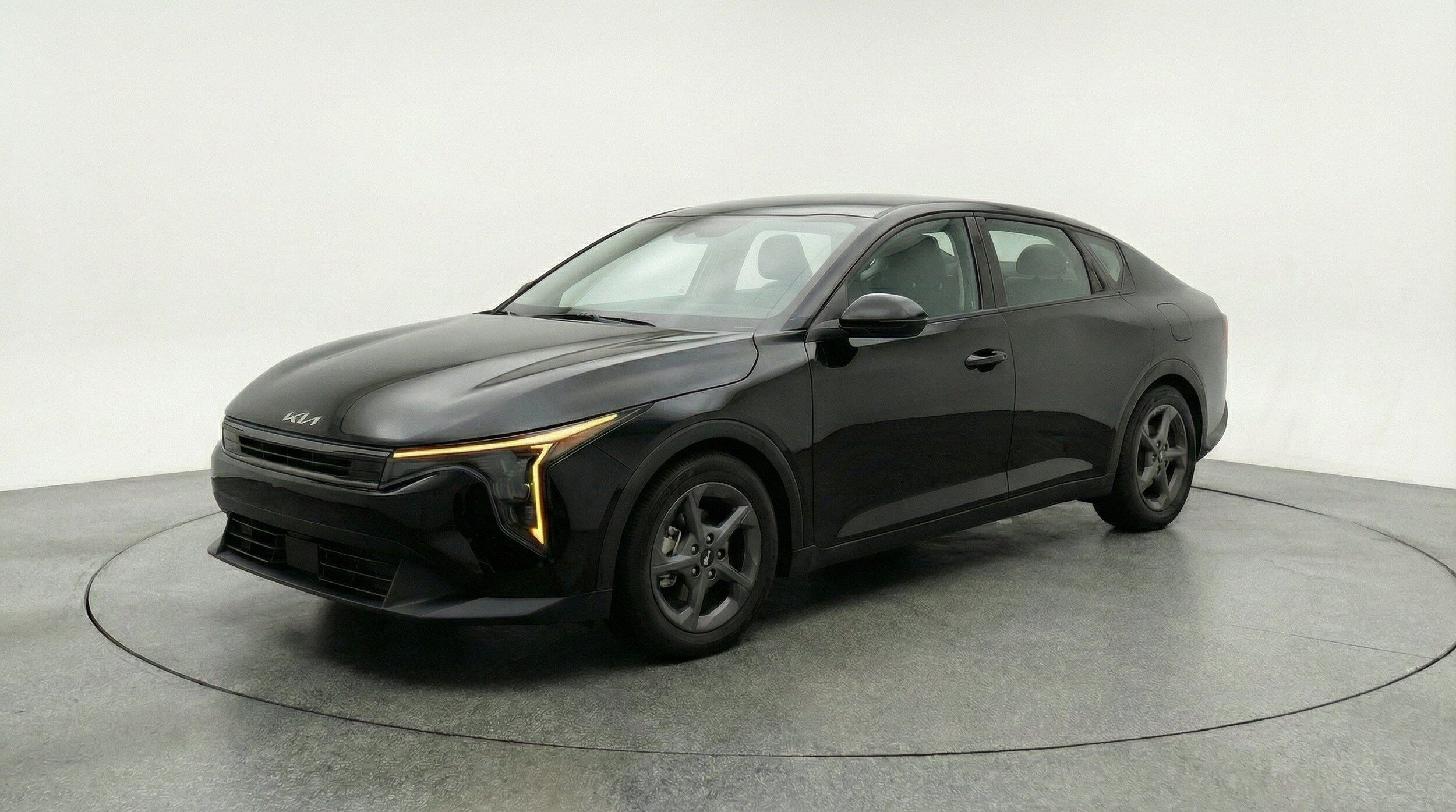 Thumbnail: 2025 Kia K4 - 3