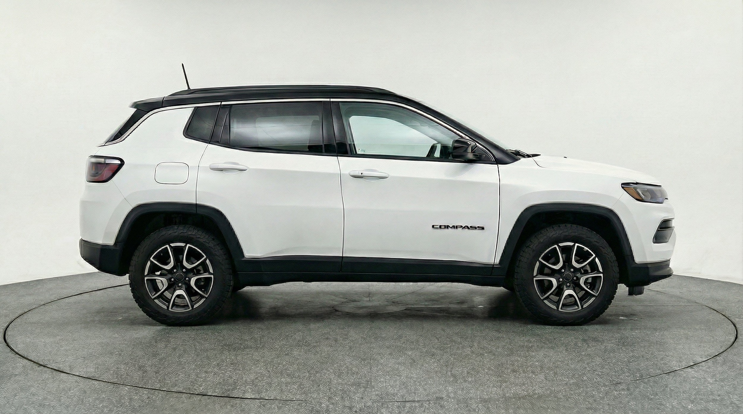 Thumbnail: 2025 Jeep Compass - 11