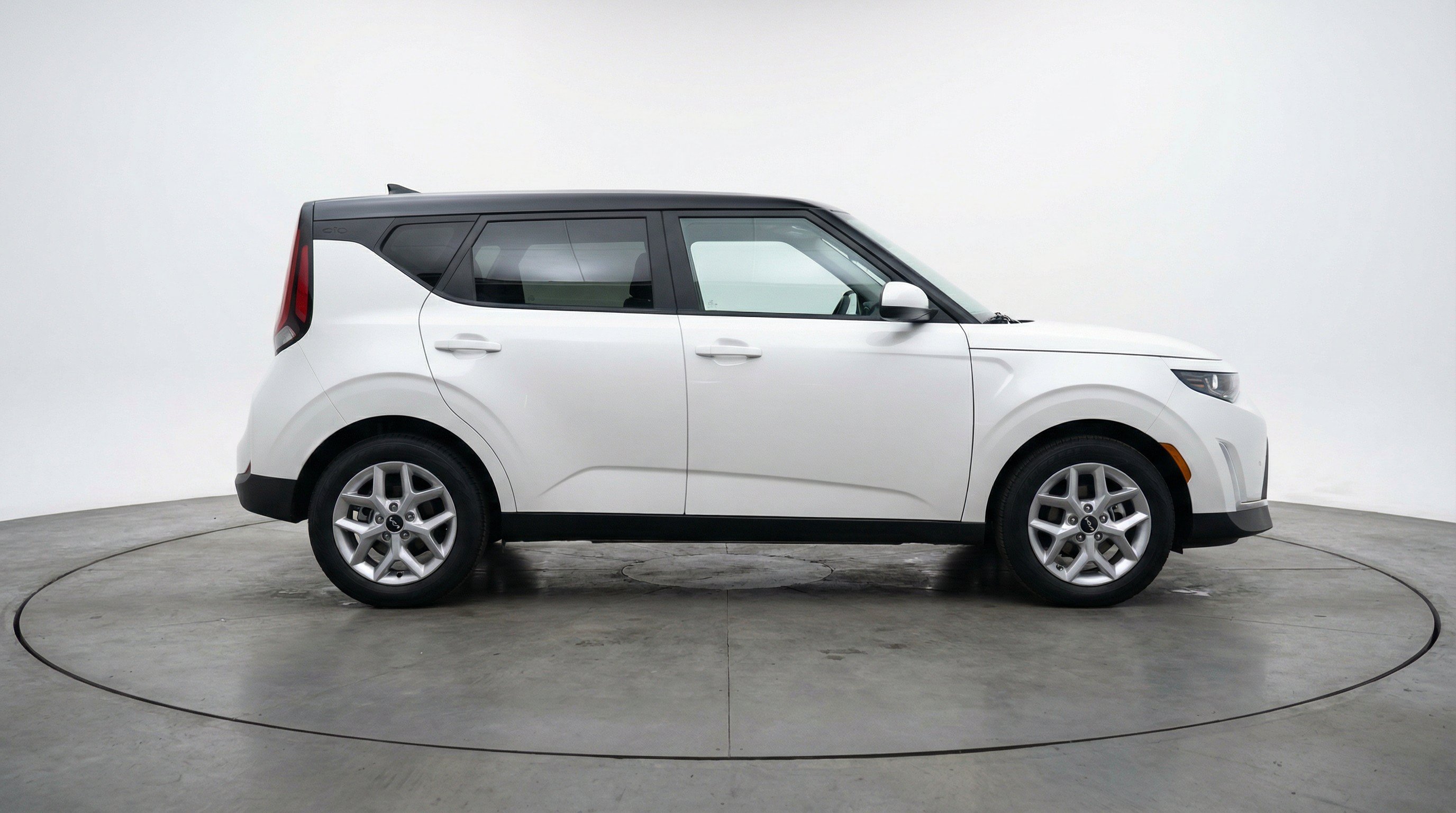 Thumbnail: 2025 Kia Soul - 11