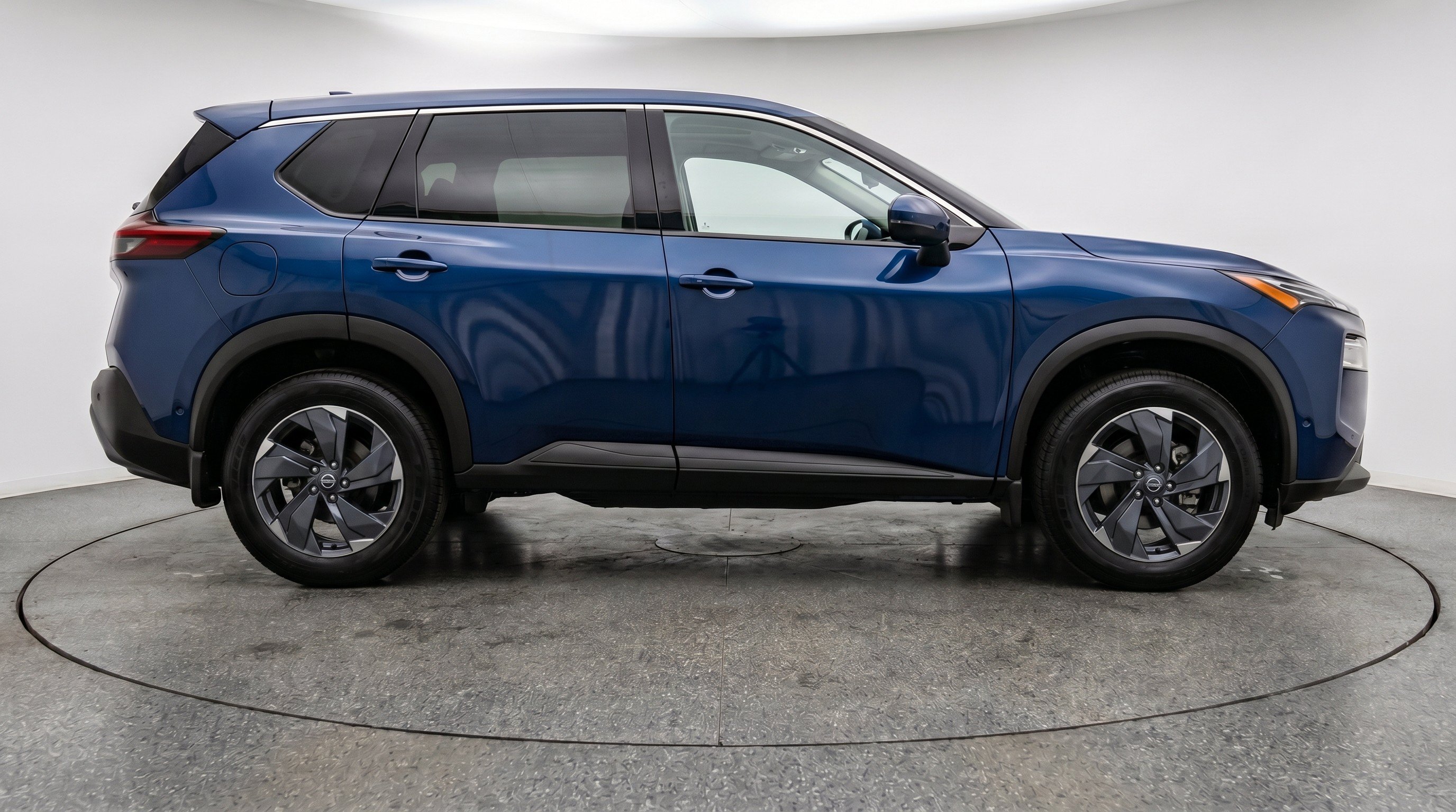 Thumbnail: 2025 Nissan Rogue - 10