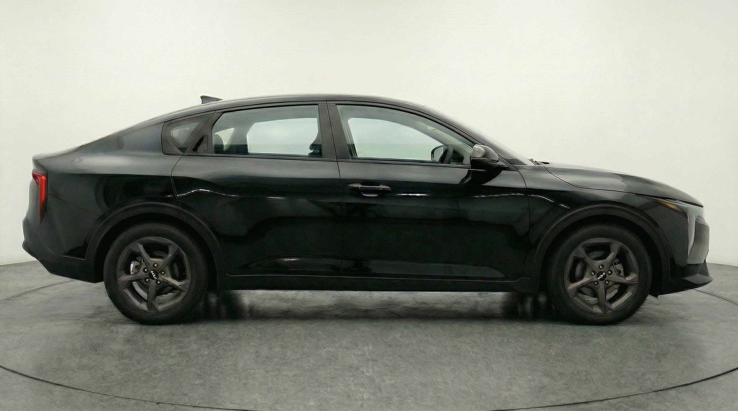 Thumbnail: 2025 Kia K4 - 10