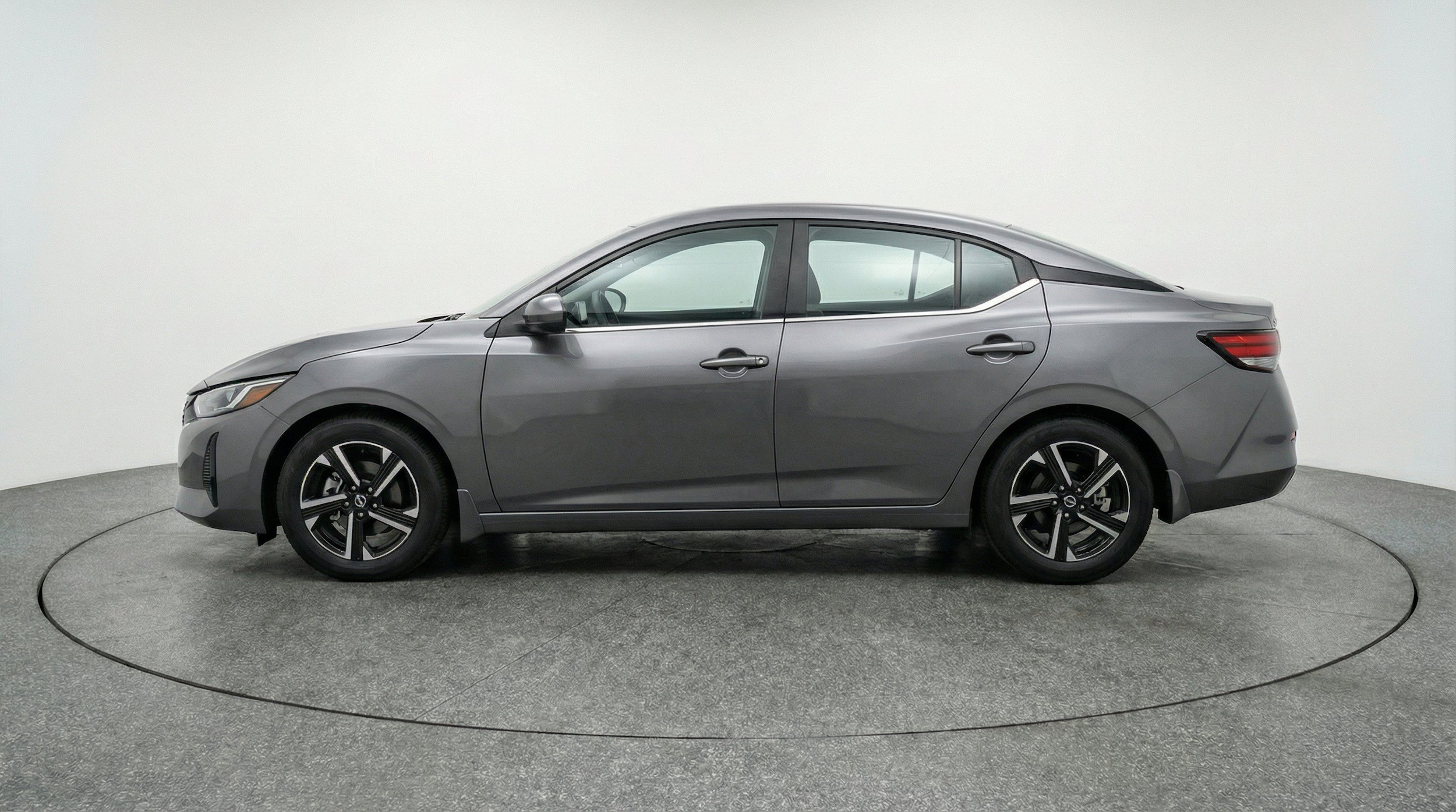 Thumbnail: 2025 Nissan Sentra - 5