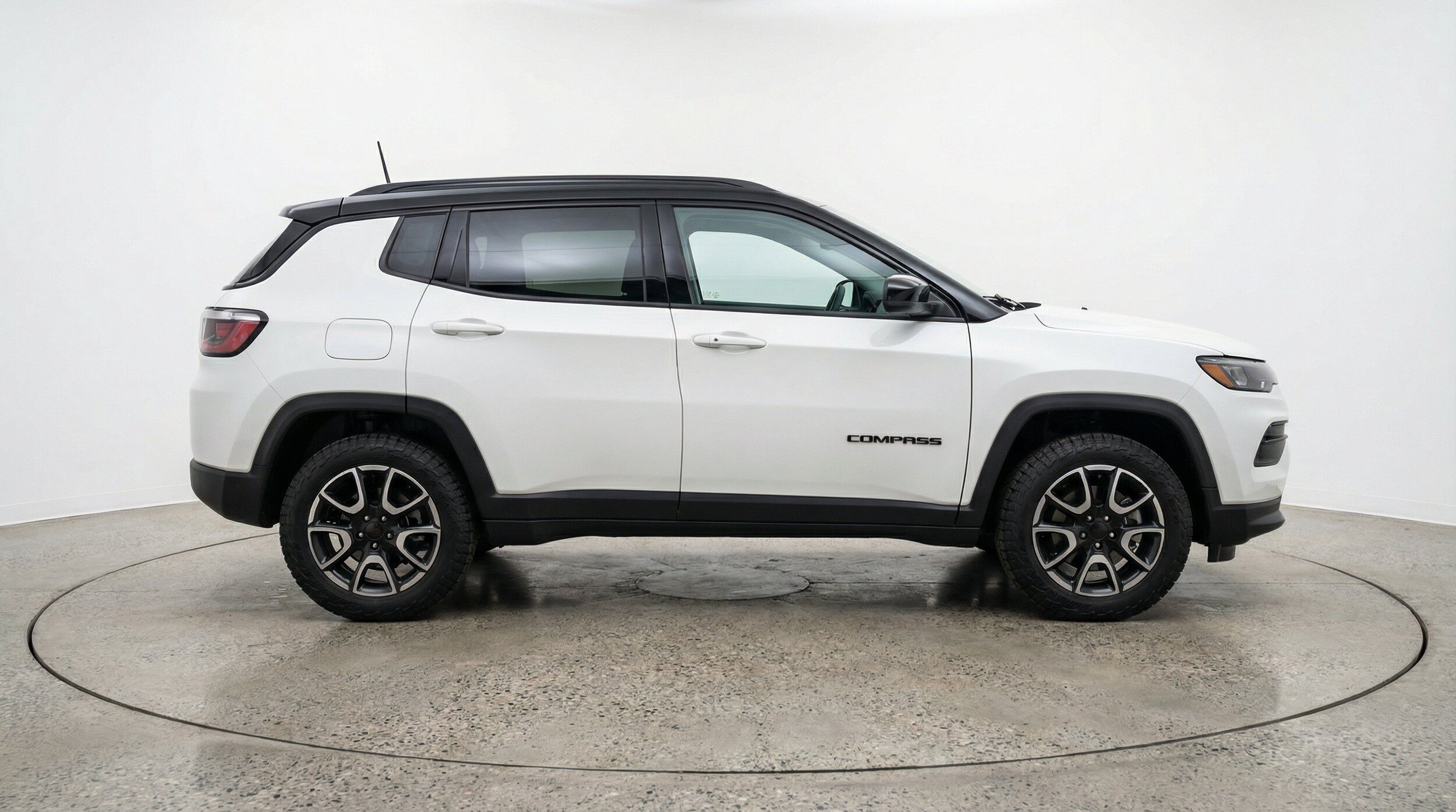 Thumbnail: 2025 Jeep Compass - 10