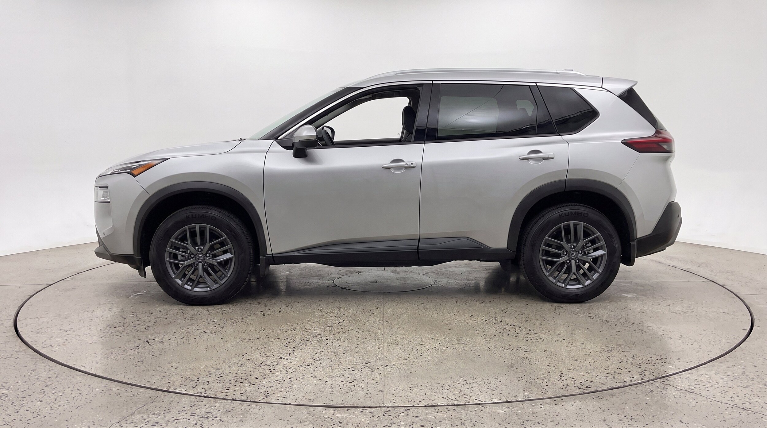 Thumbnail: 2026 Nissan Rogue - 5