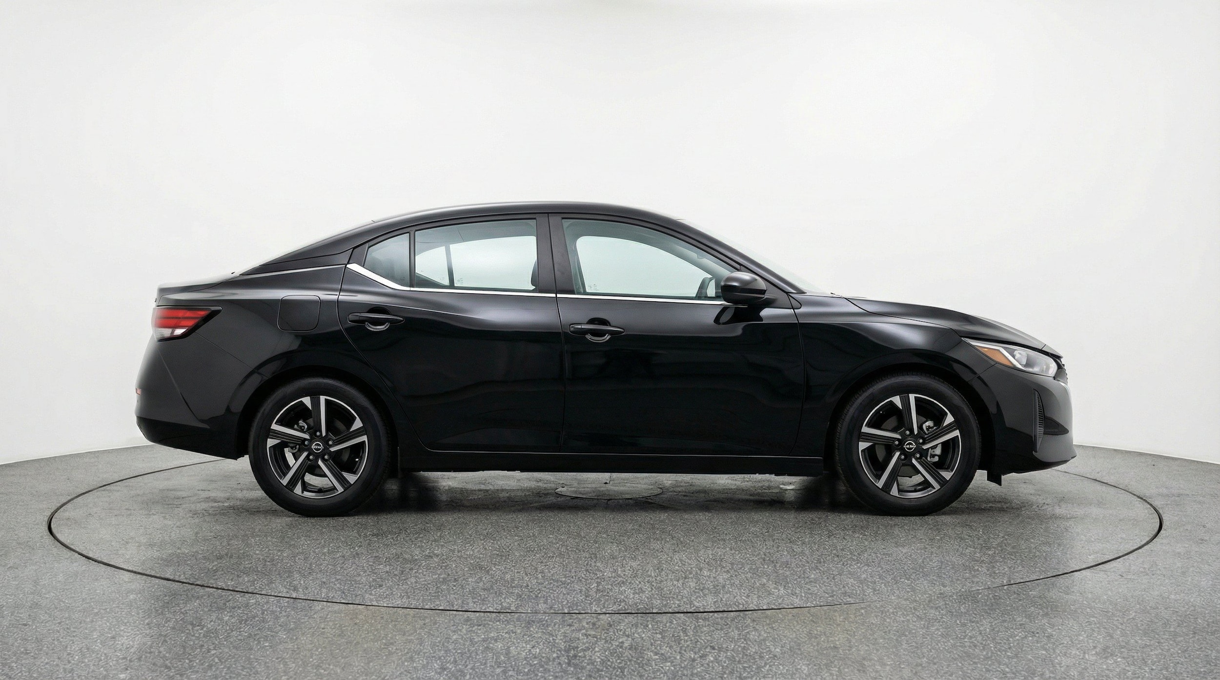 Thumbnail: 2025 Nissan Sentra - 11