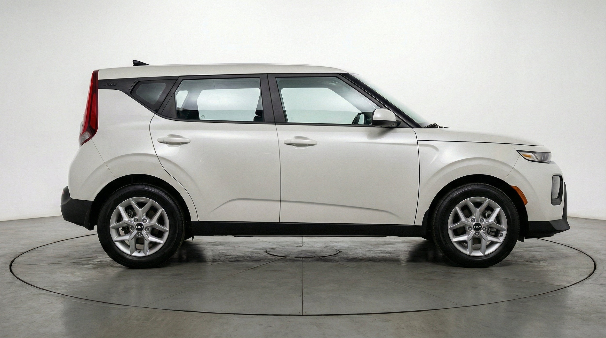 Thumbnail: 2025 Kia Soul - 10