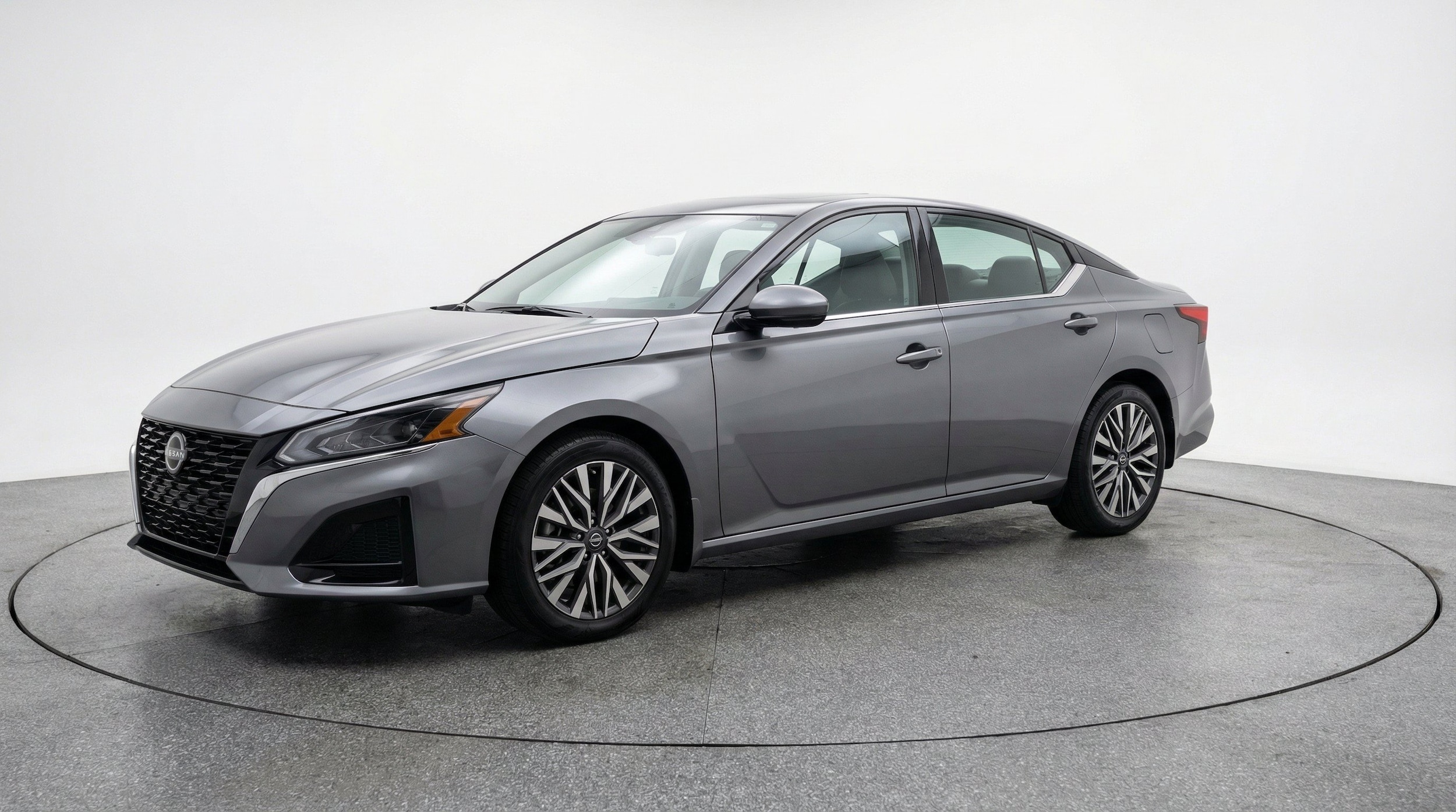 Thumbnail: 2025 Nissan Altima - 3