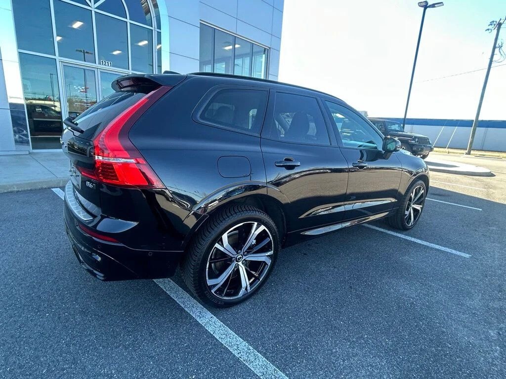Used 2023 Volvo XC60 B6 Ultimate Dark Theme SUV