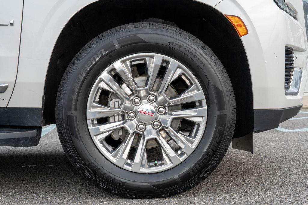 2021 GMC Yukon Denali - Photo 28