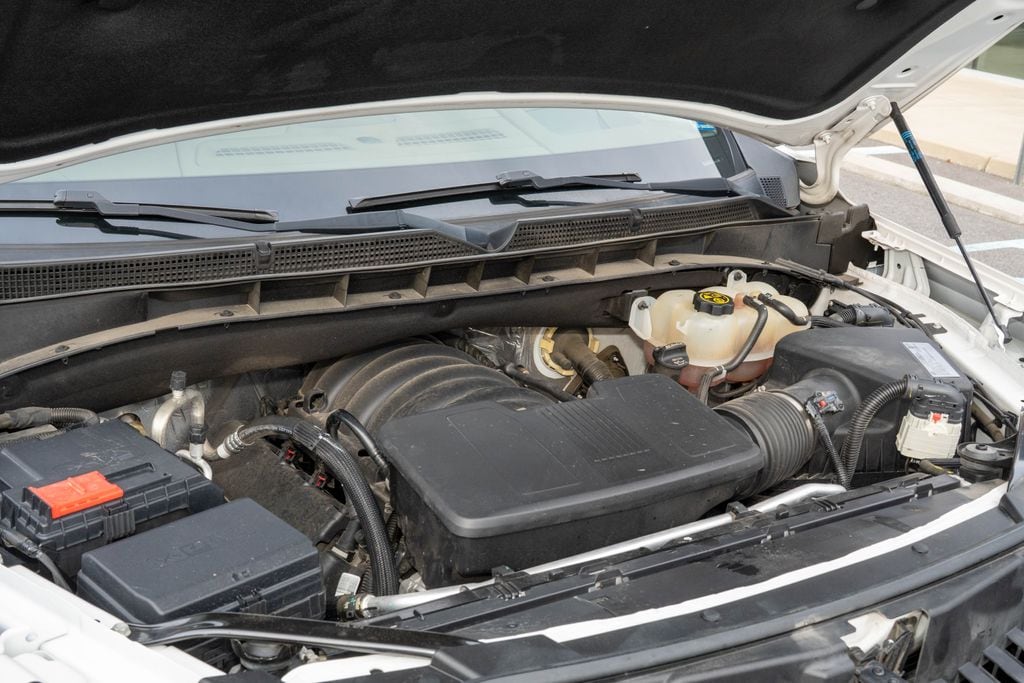 2021 GMC Yukon Denali - Photo 24