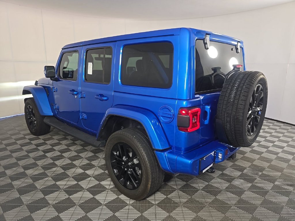 Used 2022 Jeep Wrangler Unlimited Sahara High Altitude SUV
