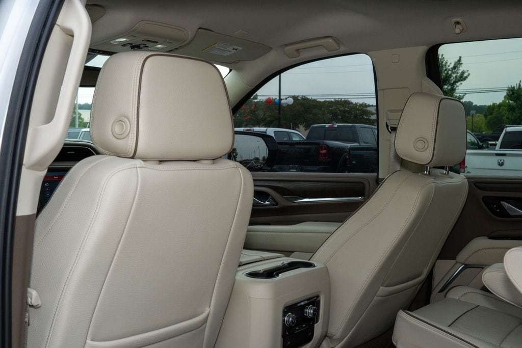 2021 GMC Yukon Denali - Photo 12