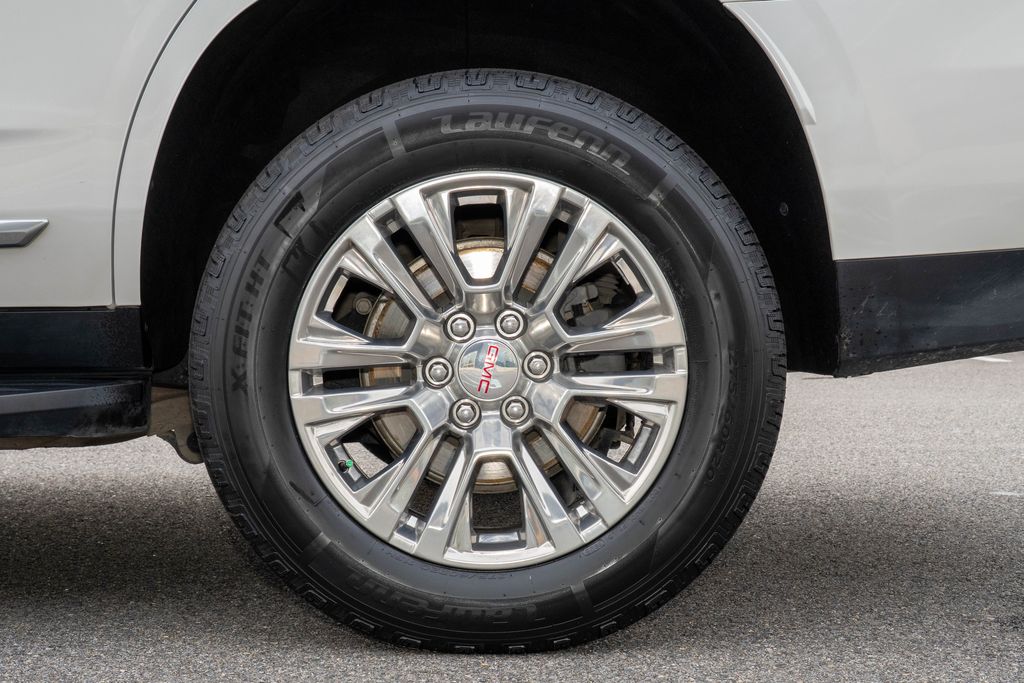 2021 GMC Yukon Denali - Photo 27
