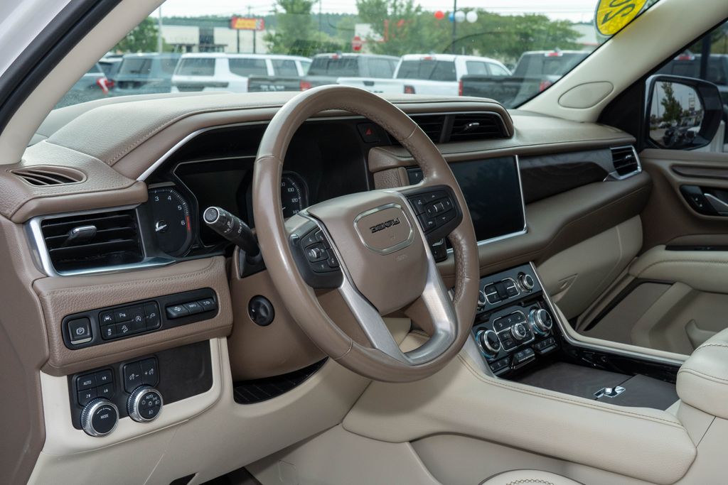 2021 GMC Yukon Denali - Photo 9