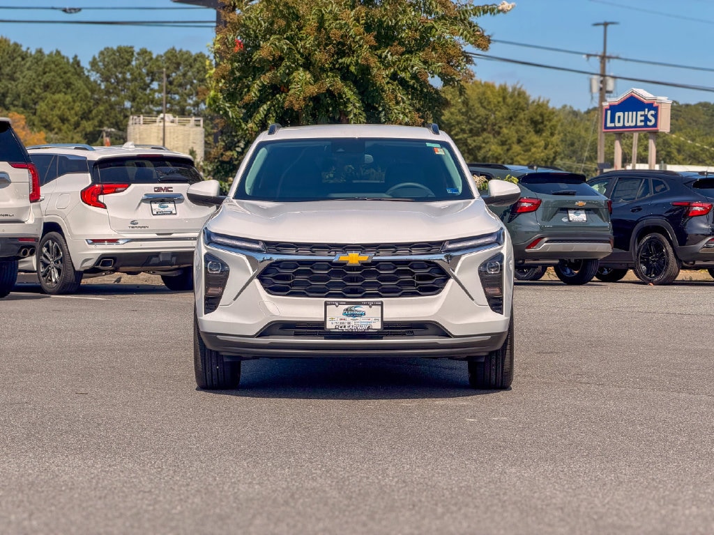 2026 Chevrolet Trax LT - Photo 2